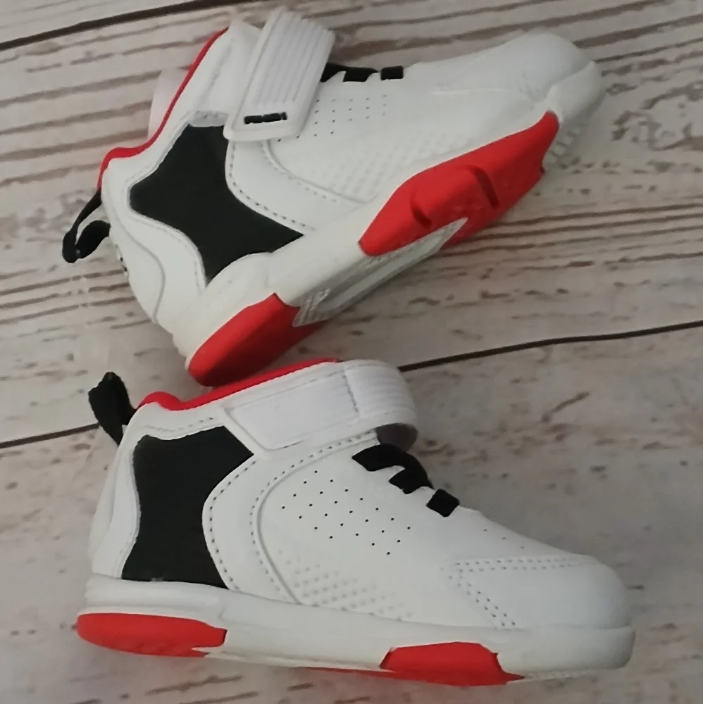 And1 major infant adaptive footwear shoes sneakers white, black, red size 5